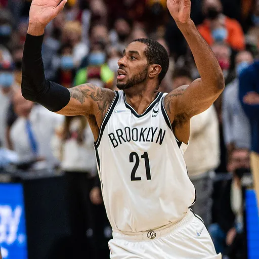 Portrait of LaMarcus Aldridge