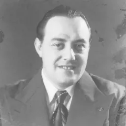 Portrait of Shaul Eisenberg