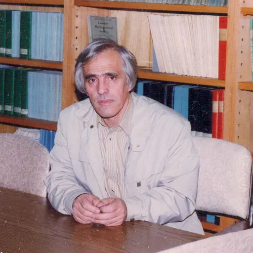 Portrait of Hossein Zakeri