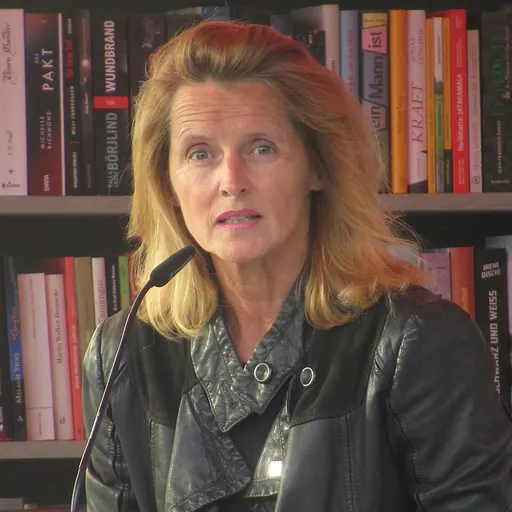 Portrait of Jana Revedin