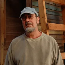 Portrait of Robert Mangold