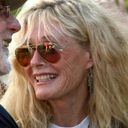 Portrait of Kim Carnes