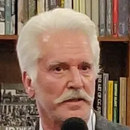 Portrait of Chip Walter
