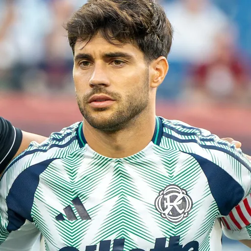 Portrait of Carles Gil