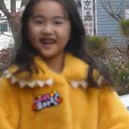 Portrait of Oh Ah-rin