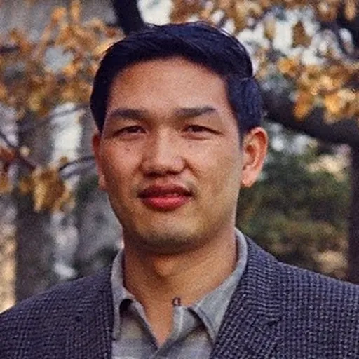 Portrait of Loo Hor-kuay