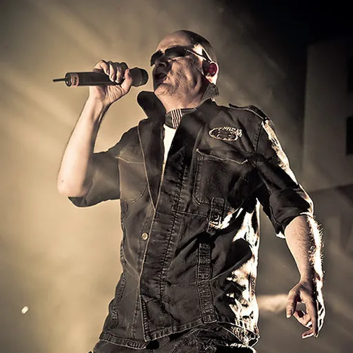 Portrait of Andrew Eldritch