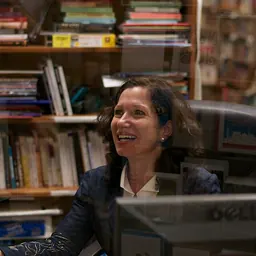Portrait of Amy Waldman