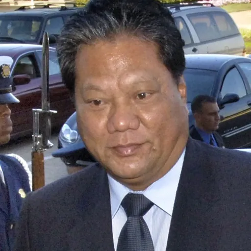Portrait of Kessai Note