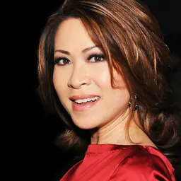 Portrait of Leyna Nguyen