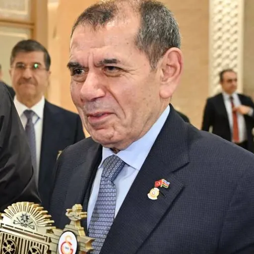 Portrait of Dursun Özbek