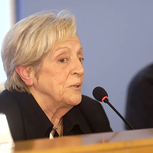 Portrait of Laura Tremosa