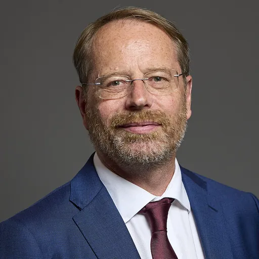 Portrait of Andy MacNae