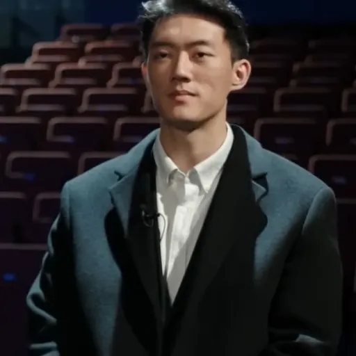 Portrait of Chun Woo-won