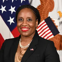 Portrait of Laura D. Taylor-Kale