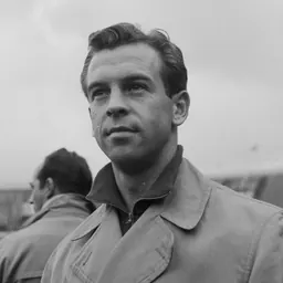 Portrait of Bart Carlier