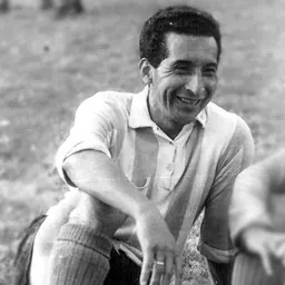 Portrait of Raúl Belén