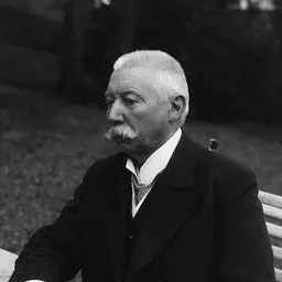 Portrait of Thorvald Lammers