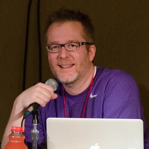 Portrait of Scott Johnson