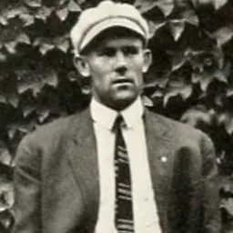 Portrait of Reddy Rowe