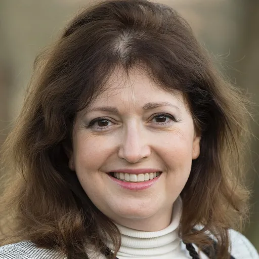 Portrait of Annabelle Gawer