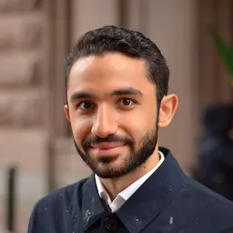 Portrait of Daniel Riazat