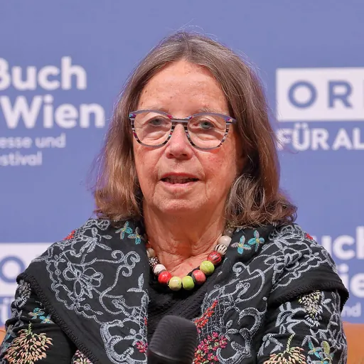Portrait of Renée Schroeder