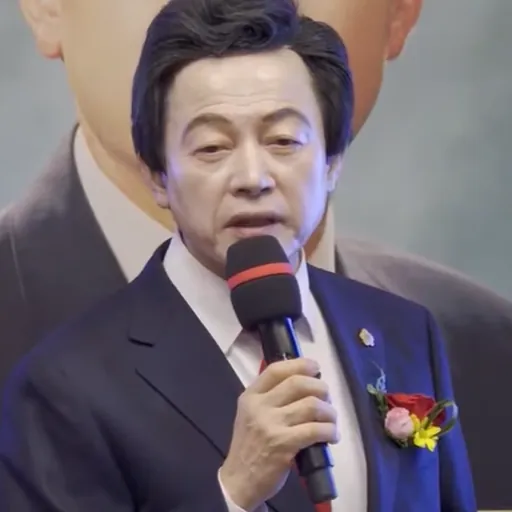 Portrait of Huh Kyung-young