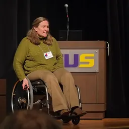 Portrait of Deanna Haunsperger