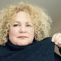 Portrait of Rachel Owens