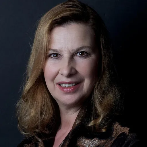 Portrait of Emmanuelle Polack