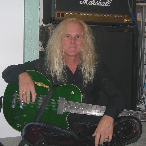 Portrait of Tod Howarth