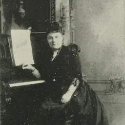 Portrait of Amanda Swenson