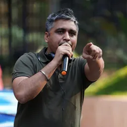 Portrait of Mangesh Hadawale