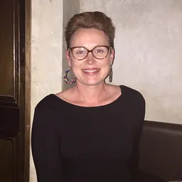 Portrait of Renae M. Ryan