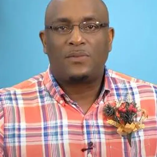 Portrait of Shawn Edward