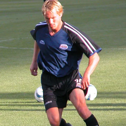 Portrait of Chris Henderson