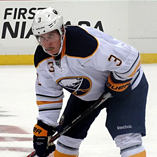 Portrait of Mark Pysyk