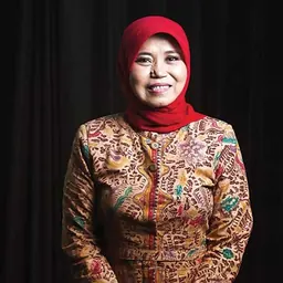 Portrait of Tri Mumpuni