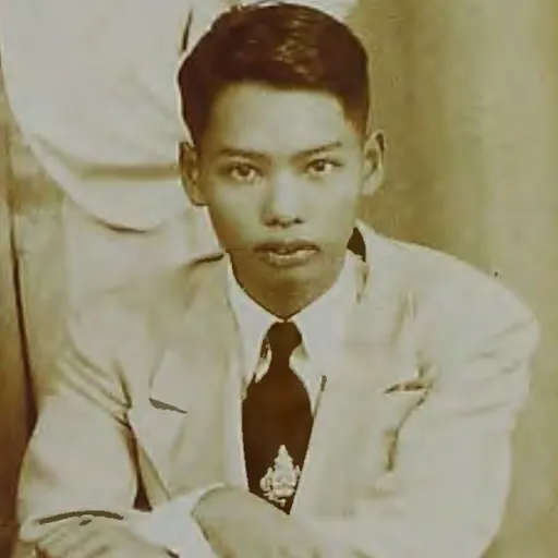 Portrait of Usni Pramoj