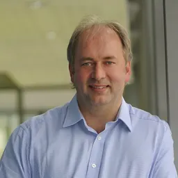 Portrait of Nick Jennings