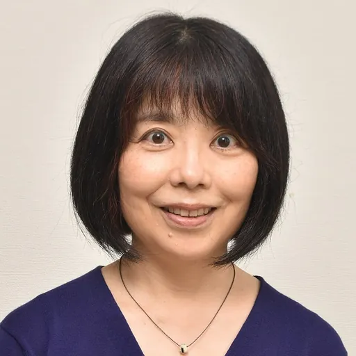 Portrait of Machi Tawara