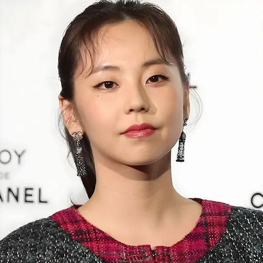 Portrait of Sohee