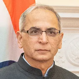 Portrait of Vinay Mohan Kwatra