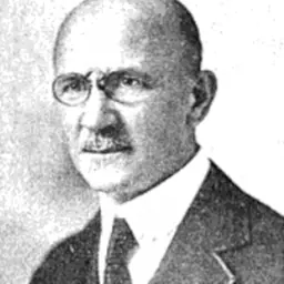 Portrait of Alexander Lyons