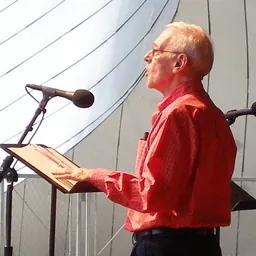 Portrait of John Mahoney