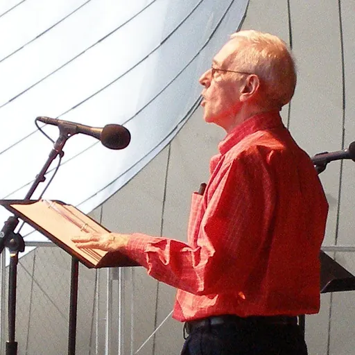 Portrait of John Mahoney