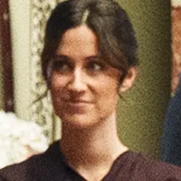 Portrait of Liz Braz