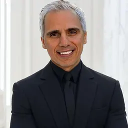 Portrait of Herbie J. Pilato