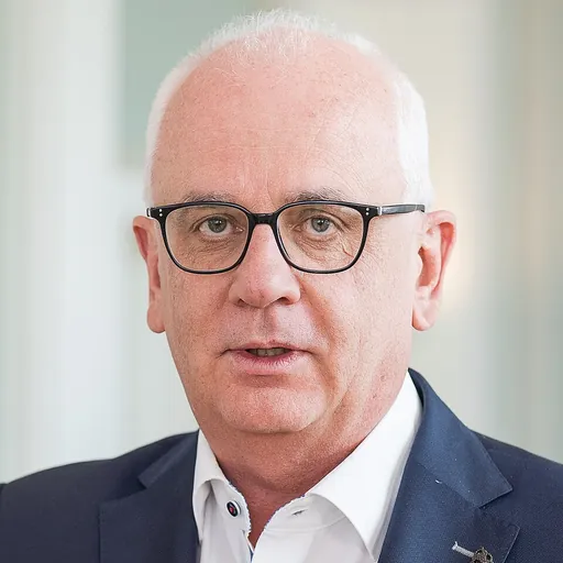 Portrait of Daniel Hilti